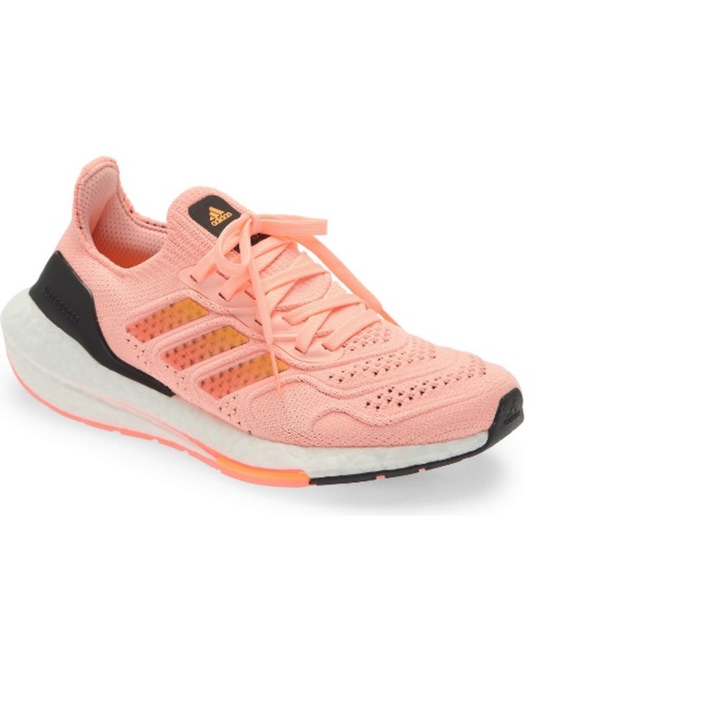 ADIDAS ULTRABOOST 22 HEAT.RDY WOMEN'S RUNNING SHOES size 7